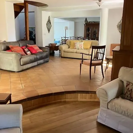 Villa Cortijo Pago Y Benisalte- A Stylish Set Within Beautiful Mountain Views
