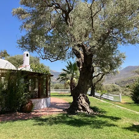 Cortijo Pago Y Benisalte- A Stylish Set Within Beautiful Mountain Views * Orgiva