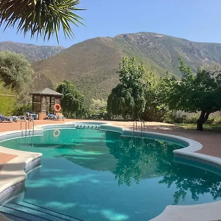 Cortijo Pago Y Benisalte- A Stylish Set Within Beautiful Mountain Views Orgiva