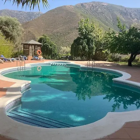 Cortijo Pago Y Benisalte- A Stylish Set Within Beautiful Mountain Views * Orgiva